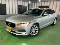 2018 VOLVO V90 T5 MOMENTUM FOR SALE IN KENYA full