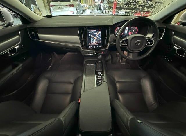 2018 VOLVO V90 T5 MOMENTUM FOR SALE IN KENYA full
