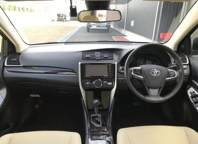 TOYOTA PREMIO 1.8X L PACKAGE 2018 FOR SALE IN KENYA full