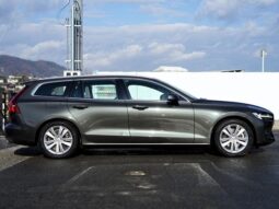 2018 VOLVO V60 T5 MOMENTUM FOR SALE IN KENYA full