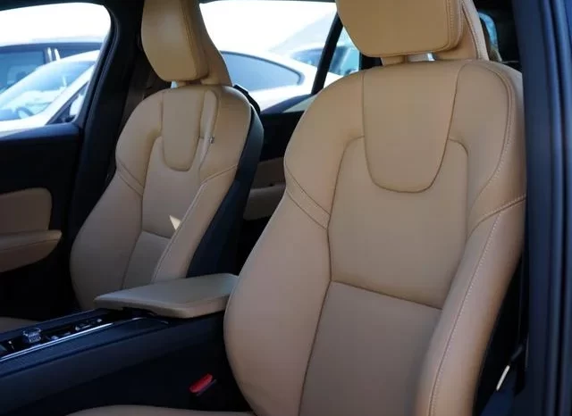 2018 VOLVO V60 T5 MOMENTUM FOR SALE IN KENYA full