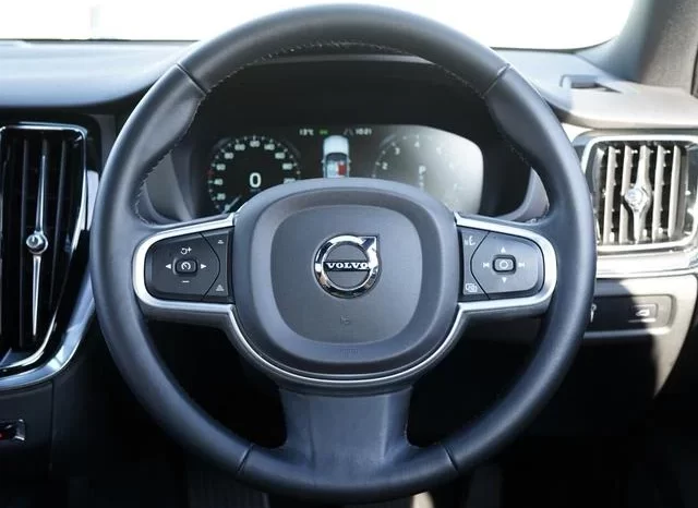 2018 VOLVO V60 T5 MOMENTUM FOR SALE IN KENYA full