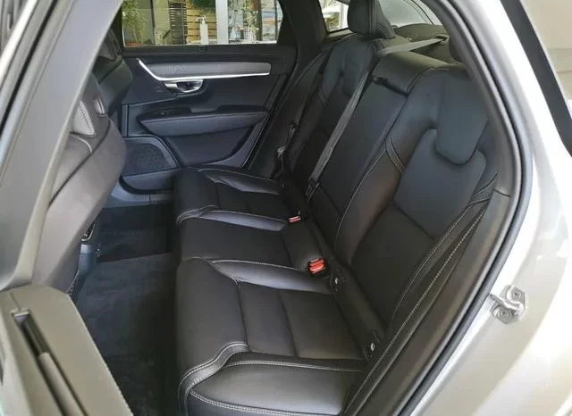 2022 VOLVO S90 B6 AWD INSCRIPTION FOR SALE IN KENYA full