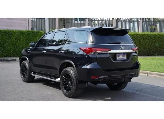 TOYOTA FORTUNER 2018 FOR SALE IN KENYA full