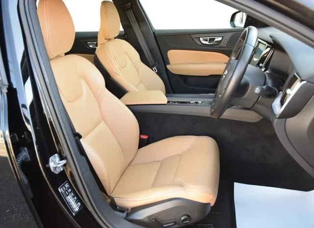 2019 VOLVO V60 CROSS COUNTRY T5 AWD FOR SALE IN KENYA full