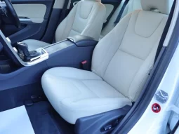 2018 VOLVO V60 D4 CLASSIC FOR SALE IN KENYA full