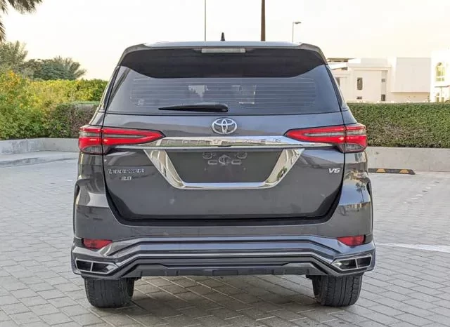 TOYOTA FORTUNER 2019 FOR SALE IN KENYA full