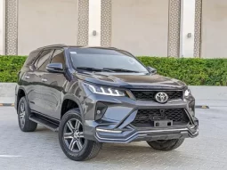 TOYOTA FORTUNER 2019 FOR SALE IN KENYA full