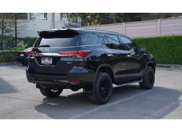 TOYOTA FORTUNER 2018 FOR SALE IN KENYA full