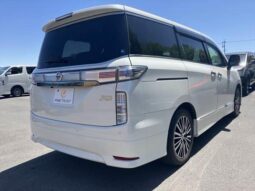 2019 NISSAN ELGRAND HIGHWAY STAR For Sale In Kenya full