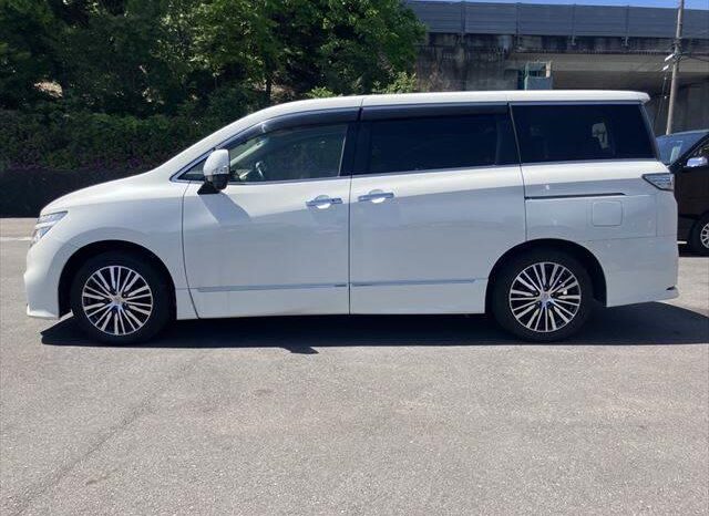 2019 NISSAN ELGRAND HIGHWAY STAR For Sale In Kenya full
