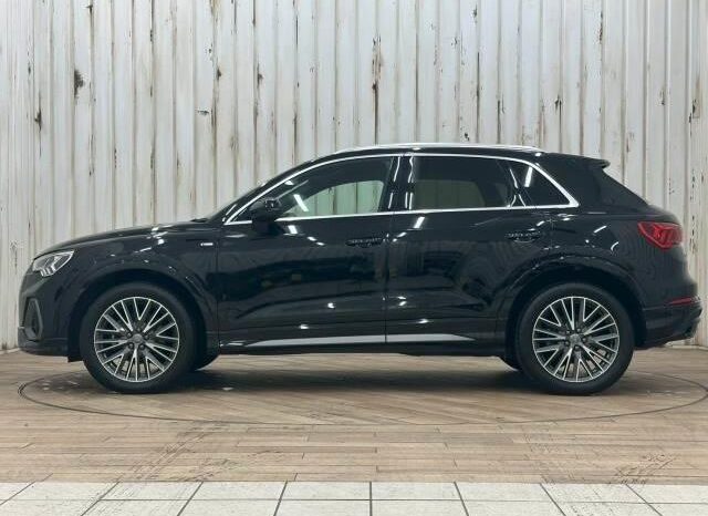 2020 Audi Q3 TDI Quattro S Line For Sale in Kenya full