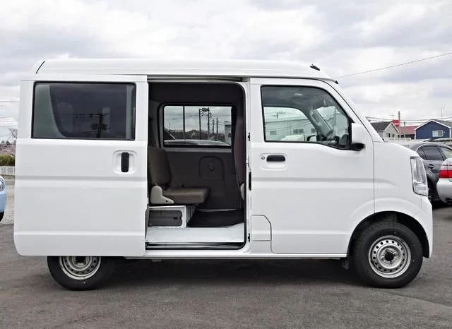 Nissan NV100 Clipper 2019 For Sale in Kenya full