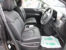 2018 NISSAN ELGRAND RIDER BLACK FOR SALE IN KENYA full