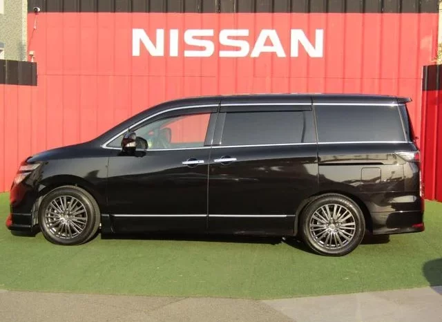 2019 NISSAN ELGRAND 250HIGHWAY STAR For Sale In Kenya full