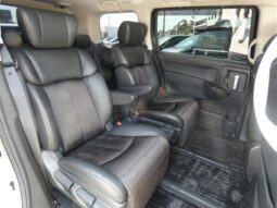 2018 NISSAN ELGRAND 250HIGHWAY STAR For Sale In Kenya full