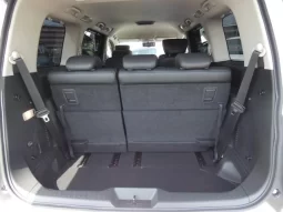 2018 NISSAN ELGRAND 250HIGHWAY STAR For Sale In Kenya full