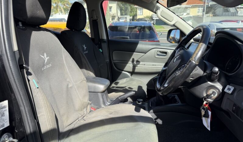 2018 Mitsubishi Triton For Sale in Kenya full