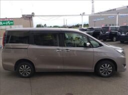 2018 Toyota Esquire For Sale in Kenya full