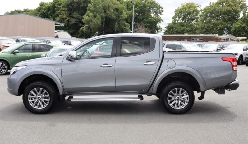 2018 Mitsubishi Triton For Sale in Kenya full