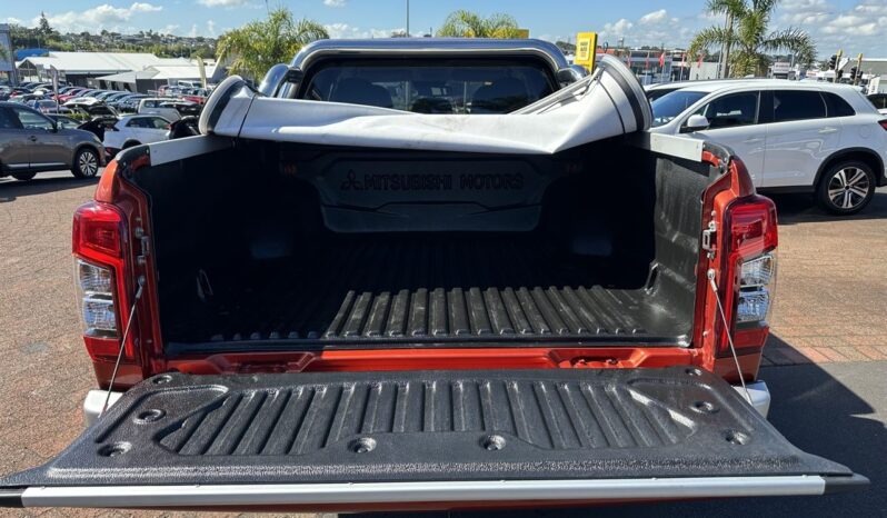 2020 Mitsubishi Triton For Sale in Kenya full