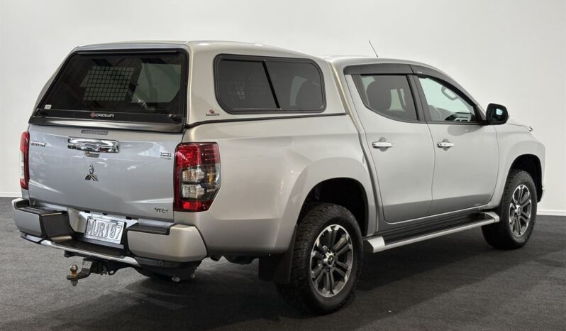 2020 Mitsubishi Triton For Sale in Kenya full