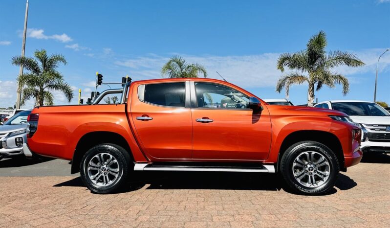 2020 Mitsubishi Triton For Sale in Kenya full