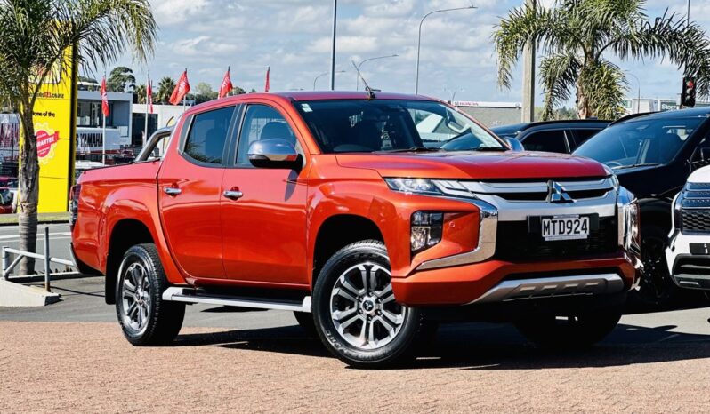 2020 Mitsubishi Triton For Sale in Kenya full