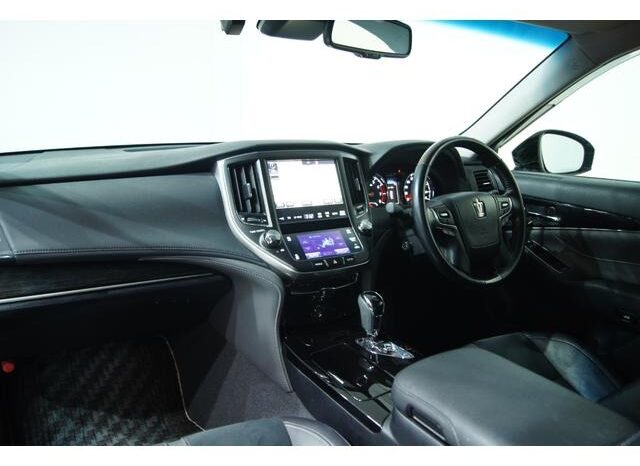 2018 Toyota Crown For Sale in Kenya full