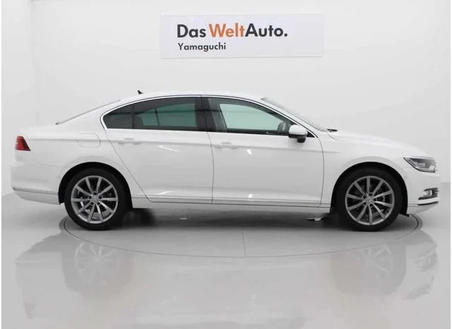 2018 Volkswagen Passat For Sale In Kenya full