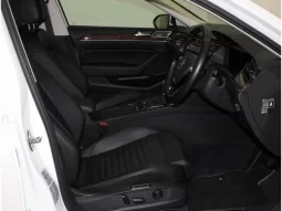 2018 Volkswagen Passat For Sale In Kenya full