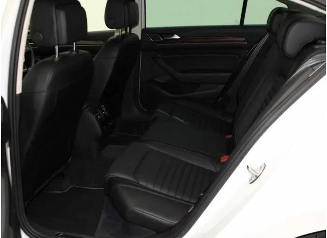 2018 Volkswagen Passat For Sale In Kenya full