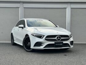 2019 MERCEDES BENZ A180 STYLE AMG LINE