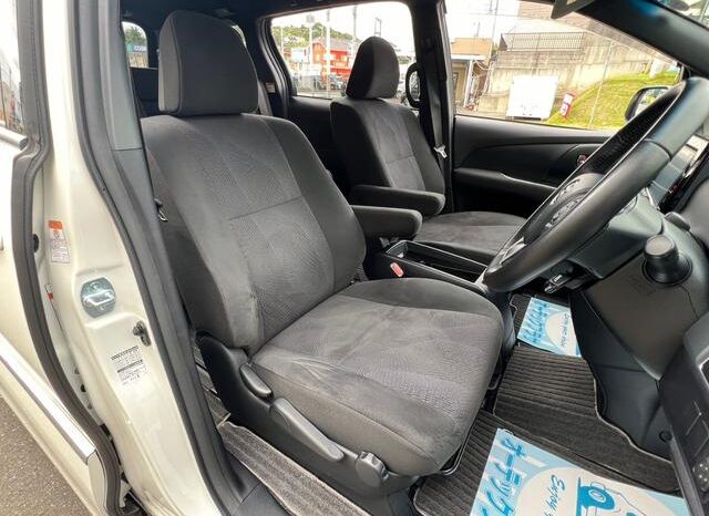 2019 TOYOTA ESTIMA FOR Sale In Kenya full