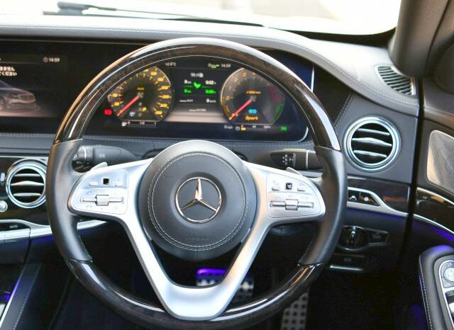 2019 MERCEDES BENZ S-CLASS S560E For Sale in Kenya full