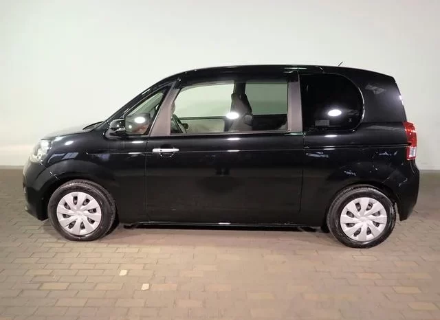 2018 TOYOTA PORTE X For Sale in Kenya full