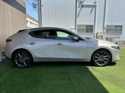 2021 MAZDA3 FASTBACK XD PROACTIVE TOURING SELECTION For Sale In Kenya full