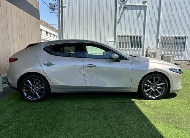 2021 MAZDA3 FASTBACK XD PROACTIVE TOURING SELECTION For Sale In Kenya full