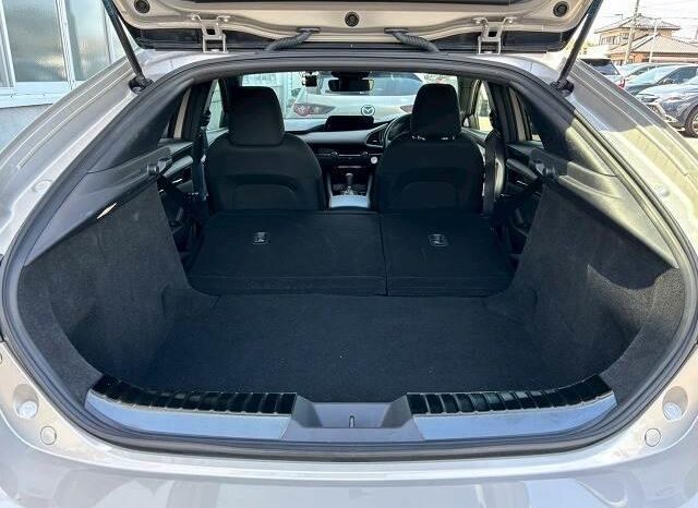 2021 MAZDA3 FASTBACK XD PROACTIVE TOURING SELECTION For Sale In Kenya full