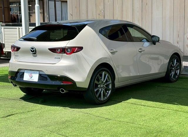 2021 MAZDA3 FASTBACK XD PROACTIVE TOURING SELECTION For Sale In Kenya full