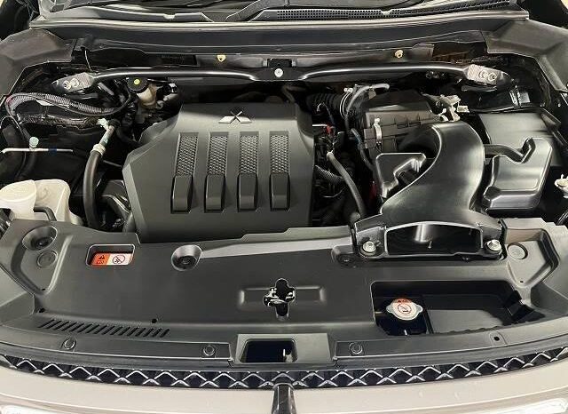 2018 MITSUBISHI ECLIPSE CROSS G PLUS PACKAGE For Sale In Kenya full