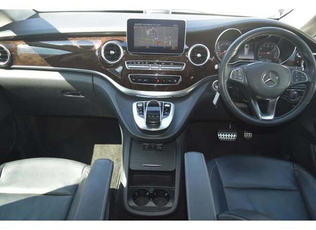 2019 MERCEDES BENZ V-CLASS V260 For Sale in Kenya full