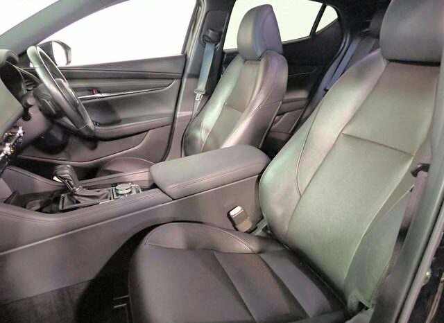 2020 MAZDA3 FASTBACK XD L PACKAGE For Sale In Kenya full