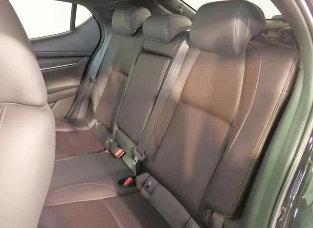 2020 MAZDA3 FASTBACK XD L PACKAGE For Sale In Kenya full
