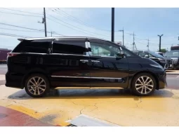 2018 TOYOTA ESTIMA AERAS PREMIUM FOR SALE IN KENYA full