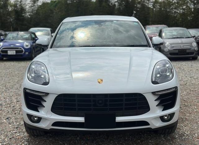 Used 2018 PORSCHE MACAN For Sale in Kenya full