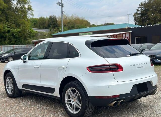 Used 2018 PORSCHE MACAN For Sale in Kenya full