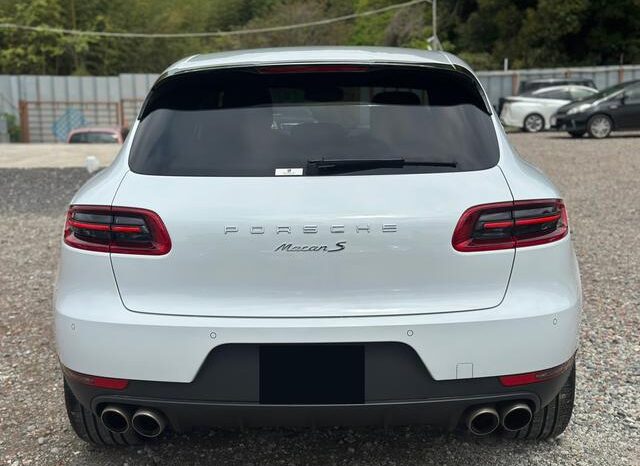 Used 2018 PORSCHE MACAN For Sale in Kenya full