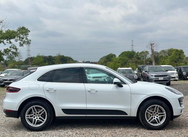 Used 2018 PORSCHE MACAN For Sale in Kenya full