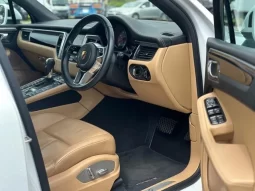 Used 2018 PORSCHE MACAN For Sale in Kenya full